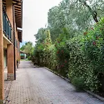 Daire Mit Seeblick- Bbq Und Gemeinschaftspool By Interhome *