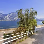 Lejlighed Mit Seeblick- Bbq Und Gemeinschaftspool By Interhome *
