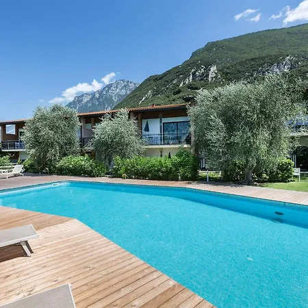 דירה Mit Seeblick- Bbq Und Gemeinschaftspool By Interhome