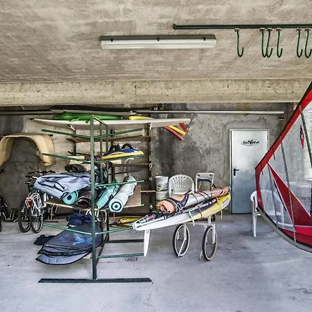 Mit Seeblick- Bbq Und Gemeinschaftspool By Interhome *
