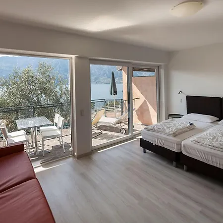 Mit Seeblick- Bbq Und Gemeinschaftspool By Interhome 아파트 *