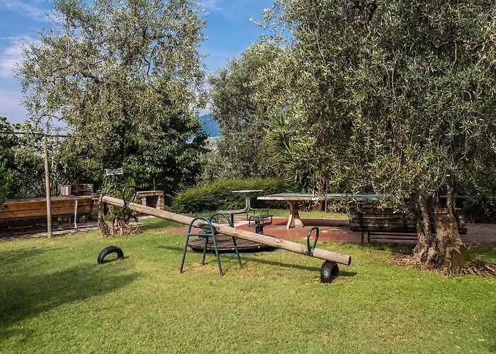 Mit Seeblick- Bbq Und Gemeinschaftspool By Interhome