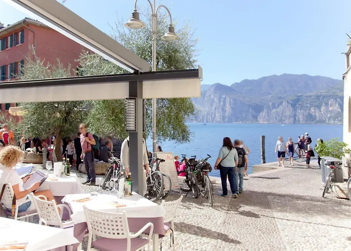 Mit Seeblick- Bbq Und Gemeinschaftspool By Interhome Apartment